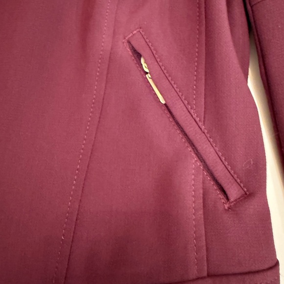 White House Black Market Burgundy Pencil Skirt w/ moto open front blazer 4P - Picture 6 of 13
